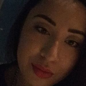 Meet your Posher, Izzat